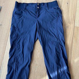 Title Nine  Clamber Capri - size 10  Navy